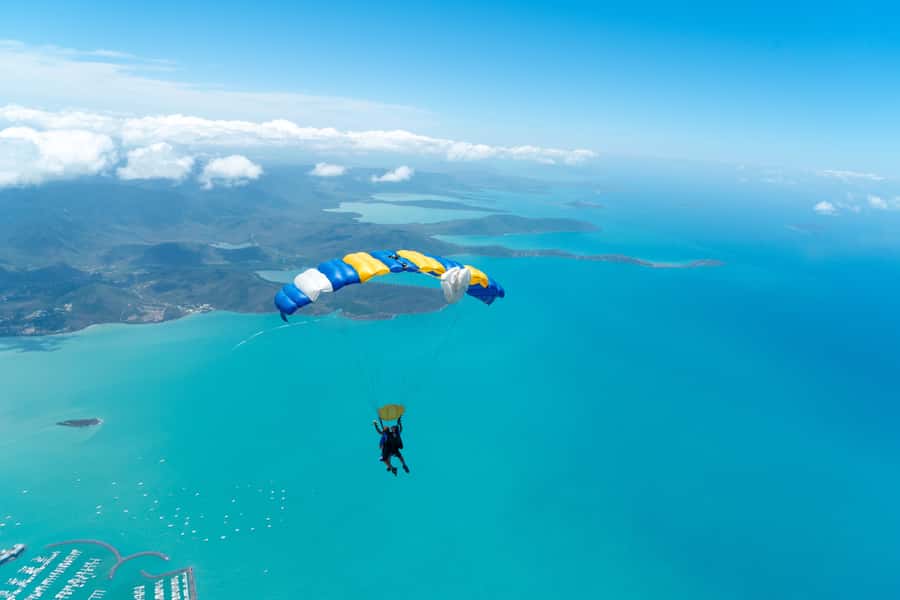 Airlie Beach: Tandem Skydive over the Whitsundays - FAQ
