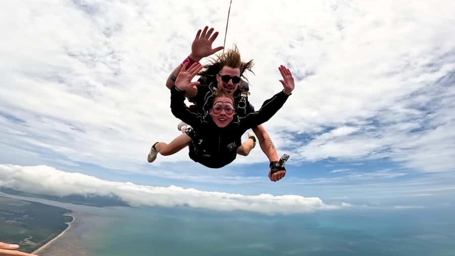 Airlie Beach: Tandem Skydiving Experience with Beach Landing - Key Highlights You Should Care About