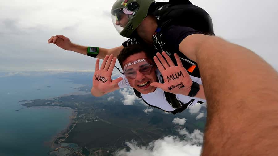 Airlie Beach: Tandem Skydiving Experience with Beach Landing - The Timing: What Happens in the 4 Hours (and Why It Matters)