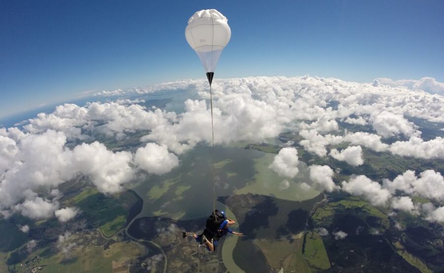 Auckland: 13000, 16000, or 18000-Foot Tandem Skydive - Who This Skydiving Option Fits Best (and Who Should Skip It)