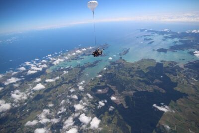 Bay of Islands: 12,000ft Skydive - Getting to the drop zone from Paihia and Kerikeri