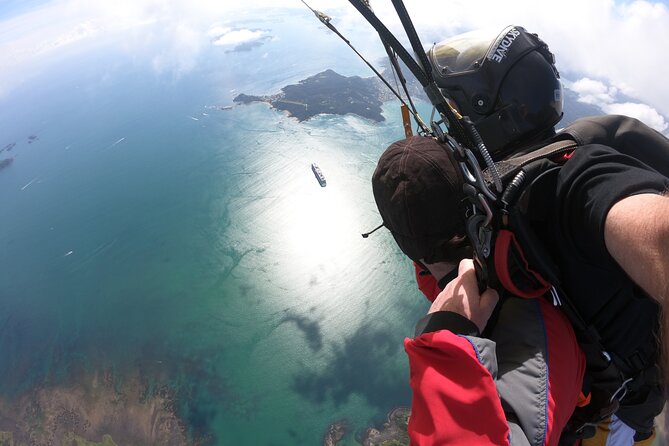 Bay of Islands: 18,000ft Skydive - Safety basics: who should be thinking twice