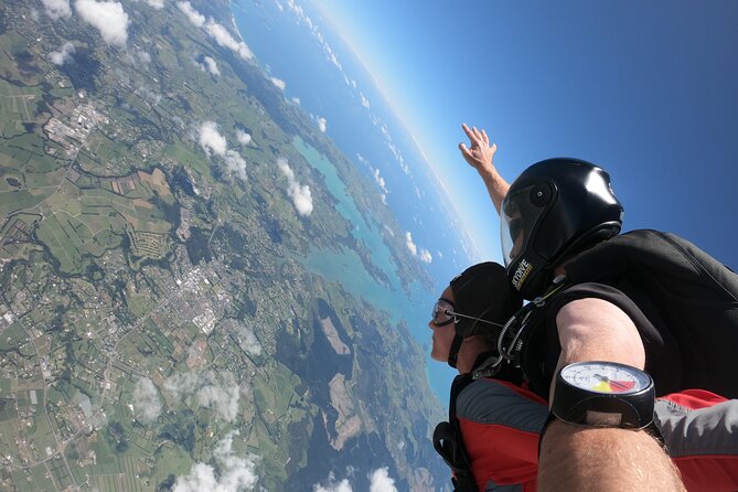 Bay of Islands: 9000ft Skydive - Tandem reality check: safety gear, nerves, and how the day feels
