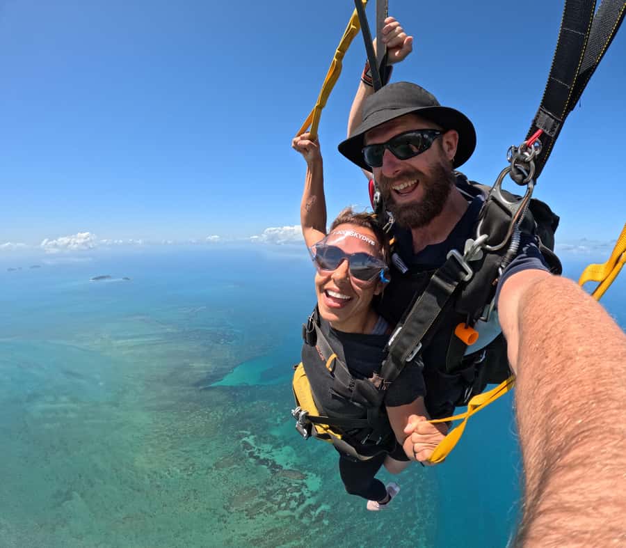 Cairns: Tandem Skydive - Freefall and Parachute Time: What Those Minutes Actually Mean