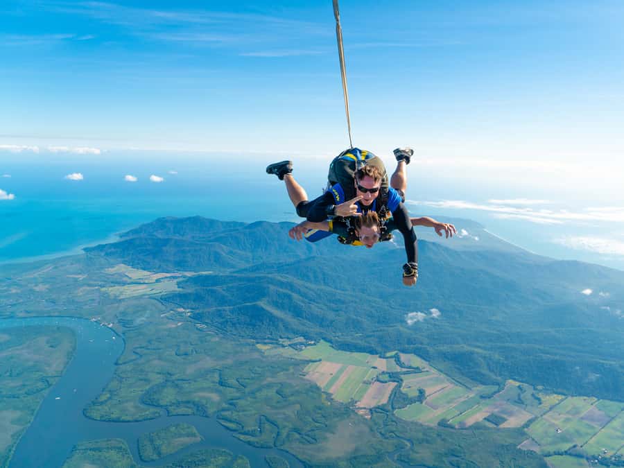 Cairns: Tandem Skydive Experience - Key things to know before you book