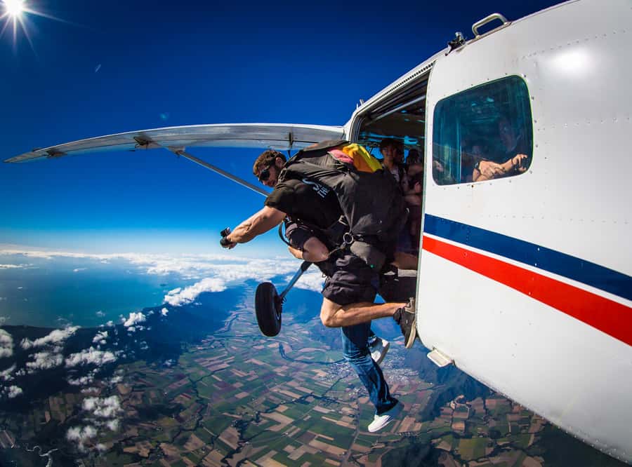 Cairns: Tandem Skydive Experience - Freefall up to 60 seconds: the adrenaline moment that people remember