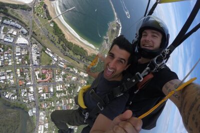 Coffs Harbour Ground Rush or Max Freefall Tandem Skydive on the Beach - Meeting up and getting geared up: what your first 30–45 minutes will feel like