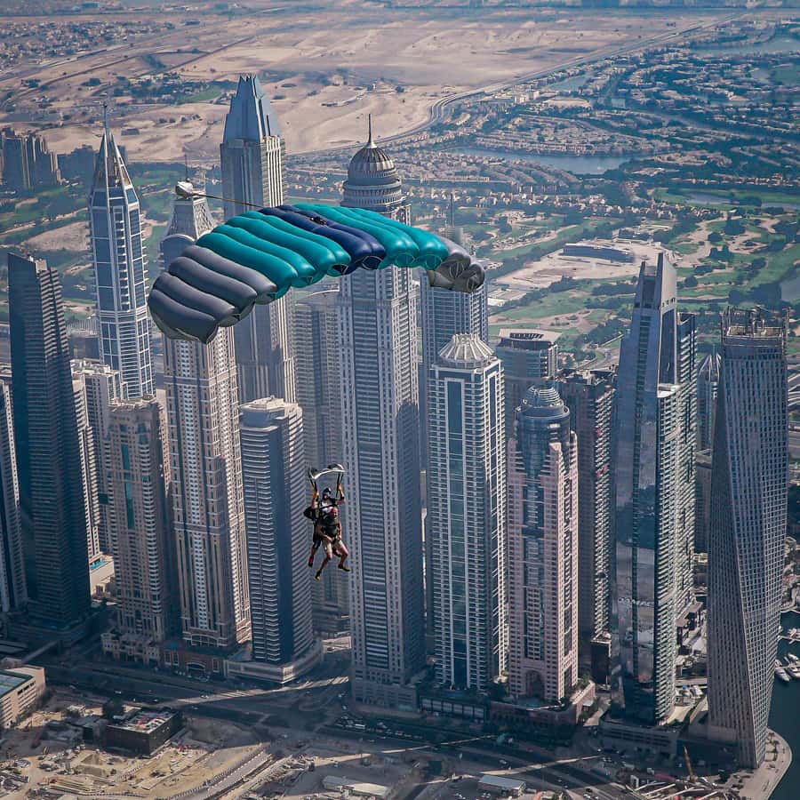 Dubai: Skydive at The Palm with Photos, Video & Yacht Tour - Who this tandem jump fits best