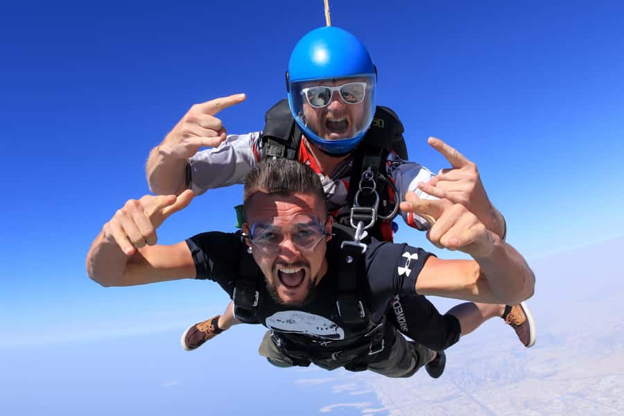 Dubai: Skydive at The Palm with Photos, Video & Yacht Tour - Price check: is $680 good value?