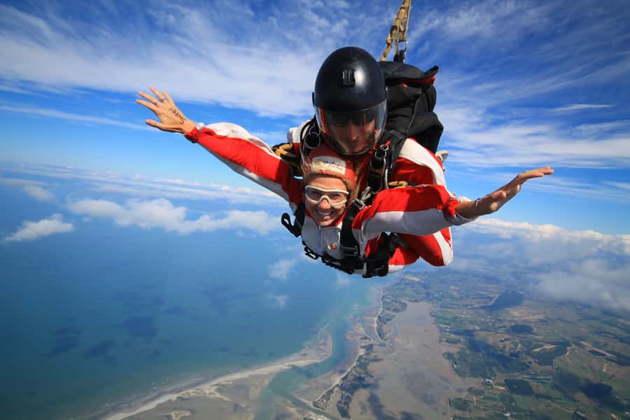 From Motueka: Abel Tasman Tandem Skydive Experience - The 15–20 Minute Scenic Flight Up (Why It Matters)