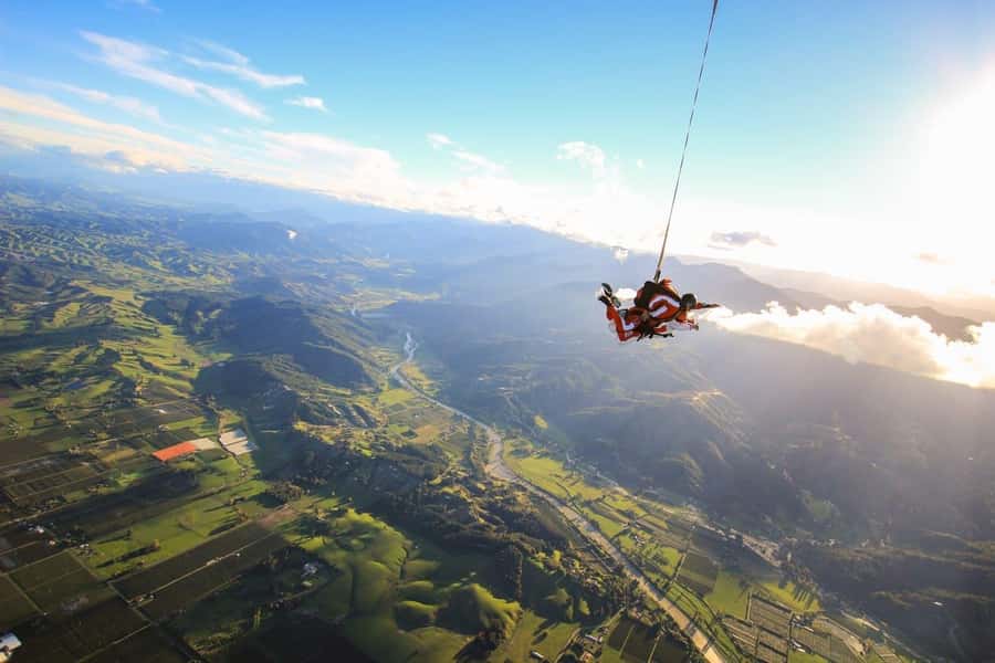 From Motueka: Abel Tasman Tandem Skydive Experience - Picking Your Jump Height: 10,000 to 18,000 Feet