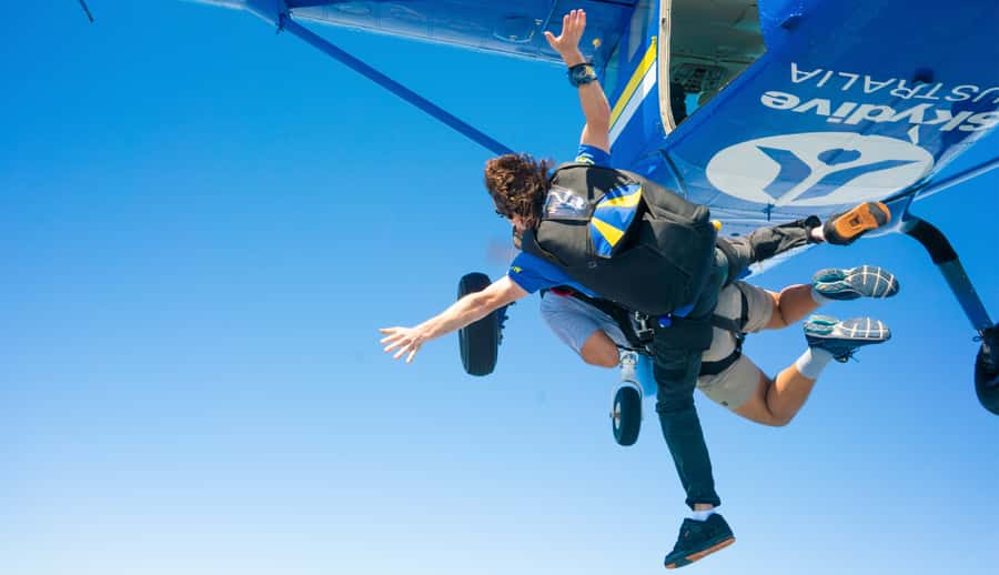 From Sydney: Tandem Skydive Experience over Newcastle Beach - The jump: up to 60 seconds of freefall, then a smooth view shift