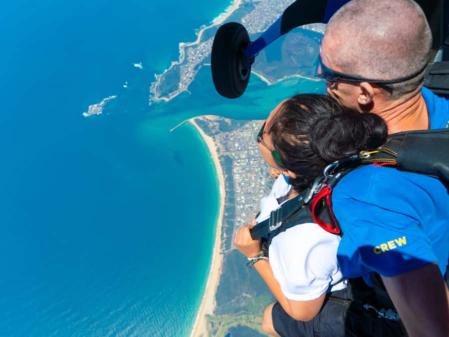 From Sydney: Tandem Skydive Experience over Newcastle Beach - Who should book this skydive (and who should reconsider)