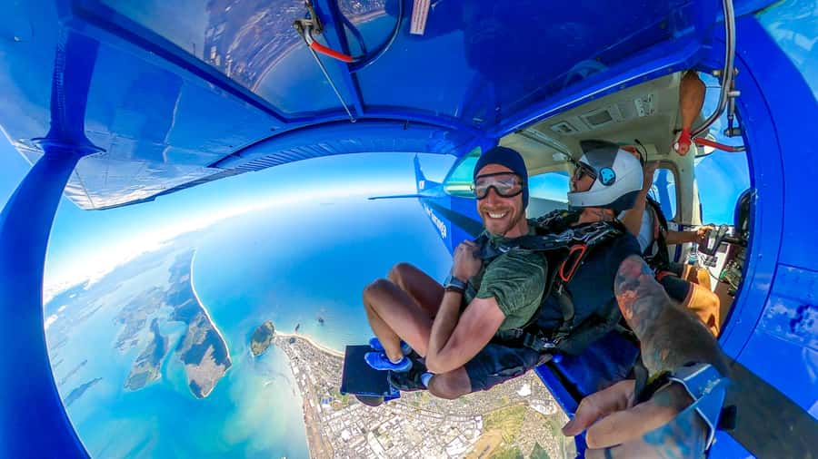 From Tauranga: Skydive over Mount Maunganui - Key things that make this skydive work