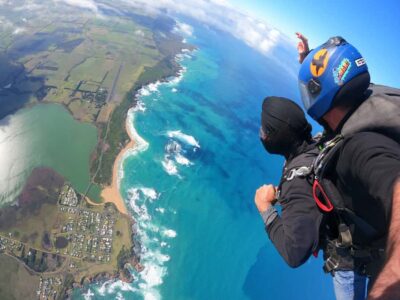 Great Ocean Road: Skydive over the Twelve Apostles - Where you meet: Great Ocean Road Airport, near the cliffs