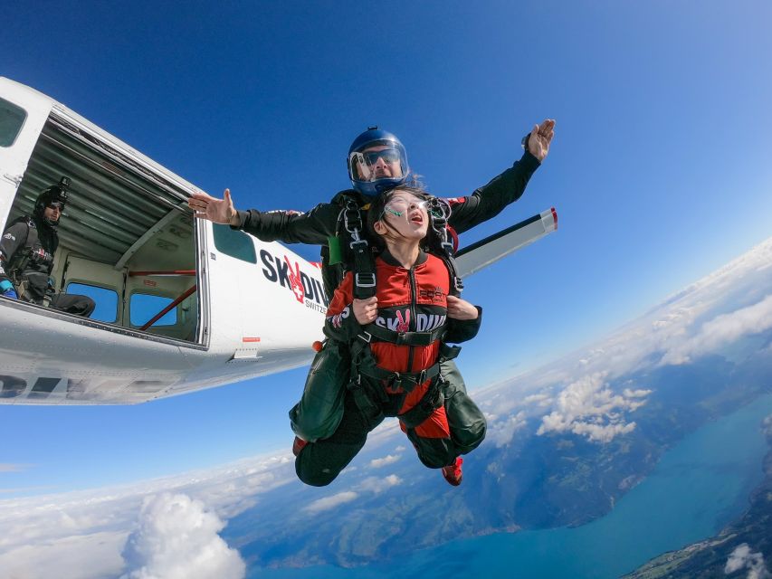 Interlaken: Airplane Skydiving over the Swiss Alps - Should you book this tandem Alps jump?