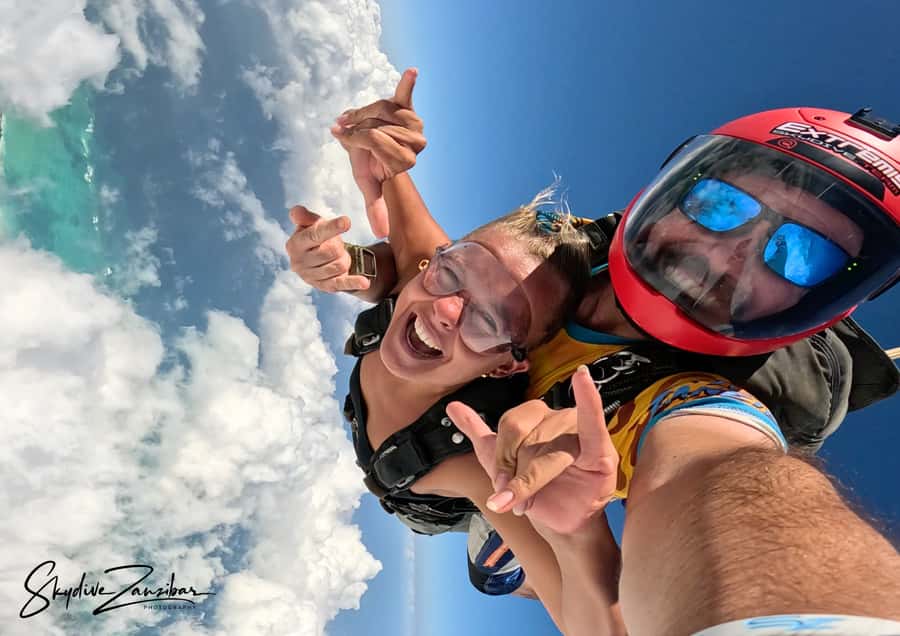 Kendwa: Tandem Skydive in Zanzibar - Instructors, language, and feeling safe