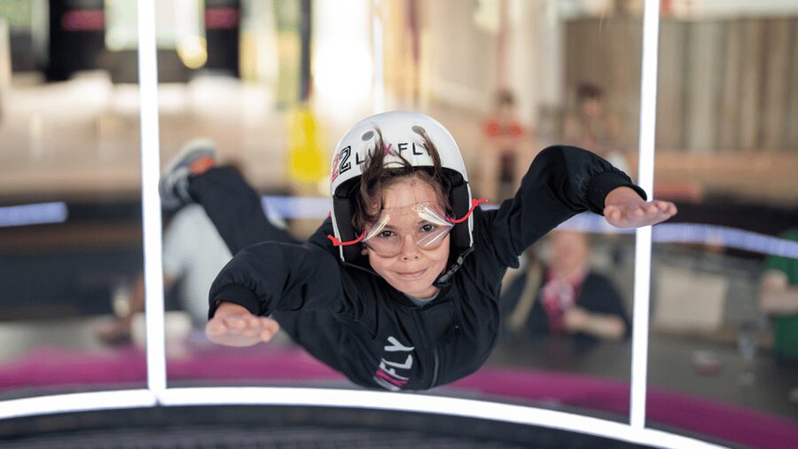 Luxembourg : Indoor Skydiving - The Wind Tunnel Flight: What You Feel and Why It Works