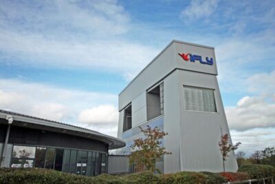 Milton Keynes: iFLY Indoor Skydiving - The 1.5-hour flow: from arrival to your two wind-tunnel flights