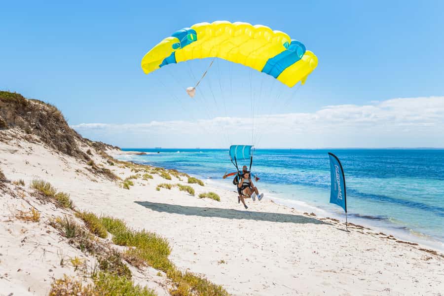 Perth: Rottnest Island Skydive and Ferry Package - Your ferry ride to Rottnest: why the timing system matters