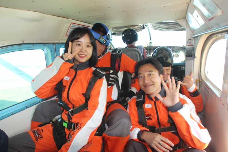 Prague: Tandem Skydiving 14,000ft over Prague with Transfers - Key highlights at a glance