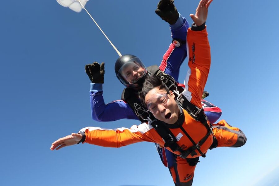 Prague: Tandem Skydiving 14,000ft over Prague with Transfers - City-center pickup to 14,000ft: logistics that don’t waste your day