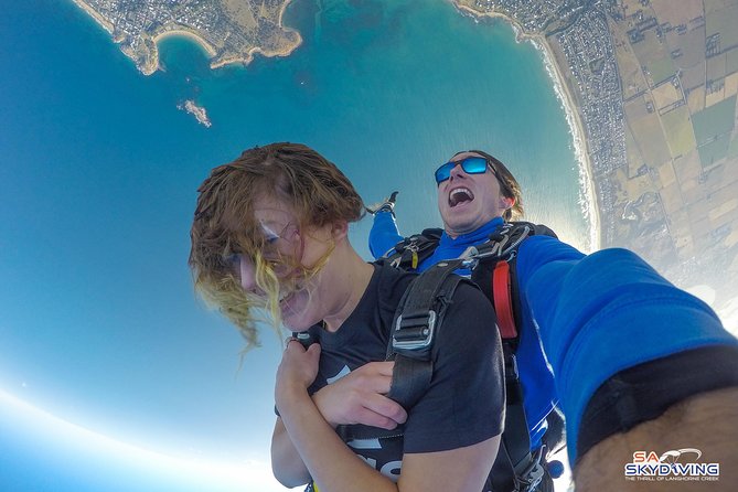 SA Skydiving Adelaide - Goolwa - Leaving the plane over the Southern Coast: freefall speed and views