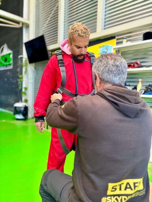 Skydive Over Barcelona – 13,000ft Tandem Jump + Transport - Who Can Do This Tandem Jump (Age, Weight, and Readiness)