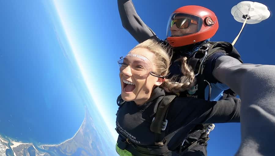 Sunshine Coast: Tandem Skydive with Beach Landing - The 6-Hour Plan: How Your Time Gets Used
