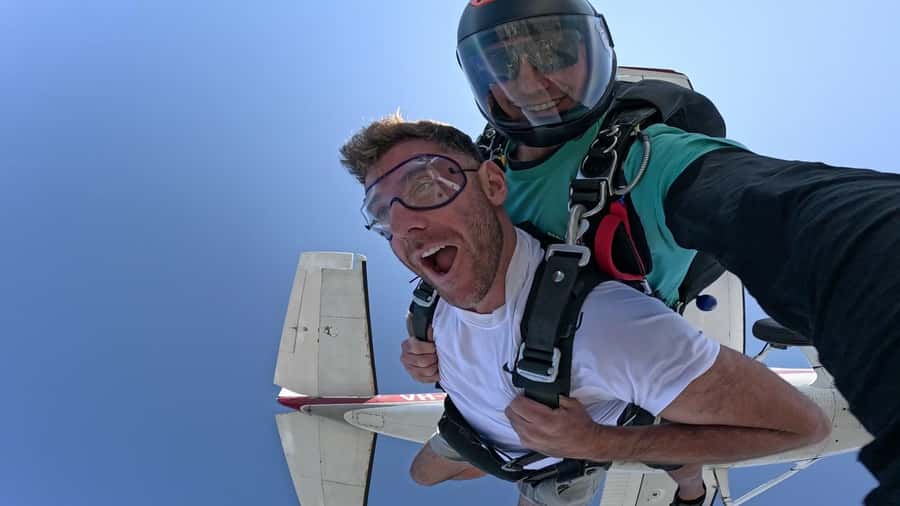 Sydney, Shellharbour: 15,000ft Tandem Beach Skydive - Weather reality: the smooth plan and the rough edges